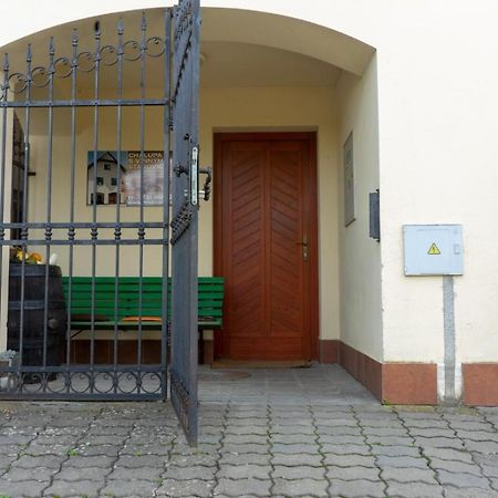 Chalupa - Sklep Starovice Bagian luar foto