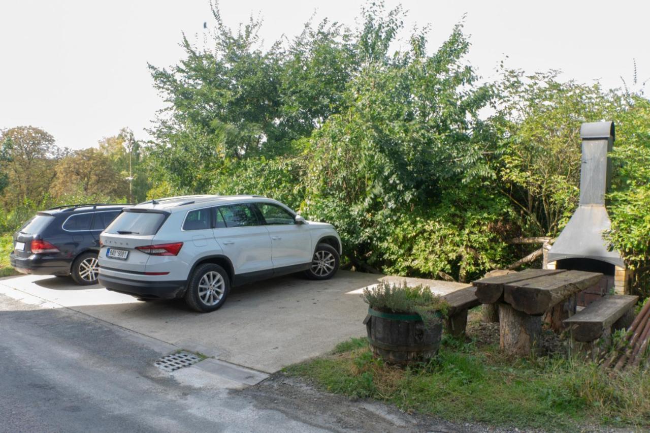 Chalupa - Sklep Starovice Bagian luar foto